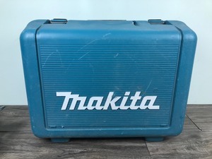 lot 398 image: Makita 15 amps 7-14 in. Corded Circular Saw