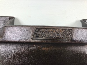 lot 400 image: Vintage Coleman cast iron griddle