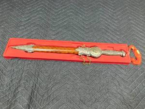 lot 4 image: Stainless steel sword