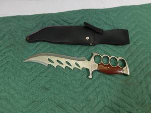lot 22 image: knife with woodmetal knuckle handle with sheath