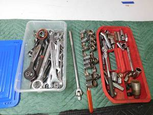 lot 40 image: shoebox of mostly FORGED brand of wrenches