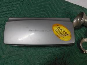 lot 54 image: Hamilton Beach electric knife and meat grinder