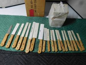 lot 58 image: New Chef collection of knives wblock