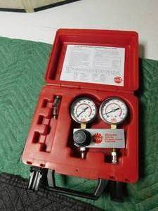 lot 62 image: differential cylinder pressure tester