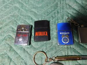 lot 82 image: 10 Lighters
