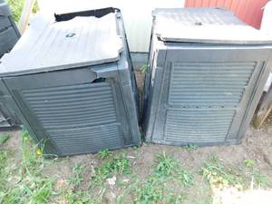 lot 110 image: 2 compost bins