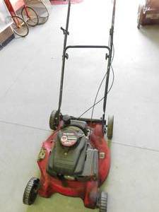lot 141 image: Yard machine lawn mower