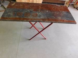 lot 151 image: Folding worktable