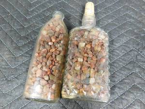 lot 198 image: 2 vintage bottles of agates