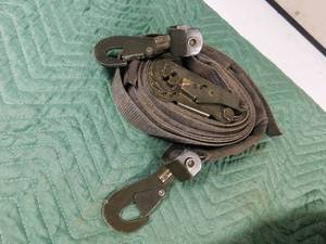 lot 114 image: Heavy duty ratchet strap with safety lock