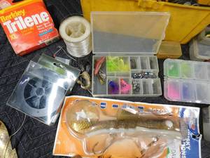 lot 226 image: 6 reels, fish line, muskie lures  more