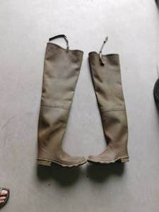 lot 408 image: Waders