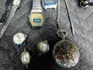 lot 191 image: Watches and 2 surgical forceps