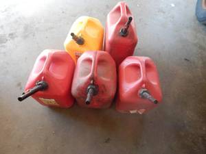 lot 65 image: 5-6 Gallon GasDiesel Cans
