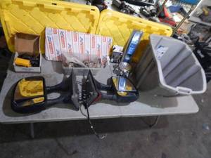 lot 40 image: New & Used Automotive Parts Mostly Ford