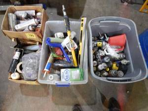 lot 100 image: Large Lot Of Painting Supplies-Lots New