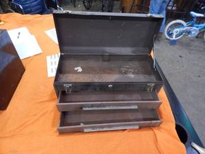 lot 121 image: Kennedy Tool Box