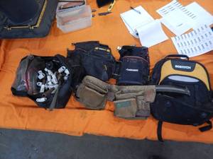lot 123 image: Assortment Of Tool Bags & Pouches