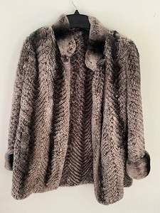 lot 152 image: Luxurious Soft Rabbit Fur Coat