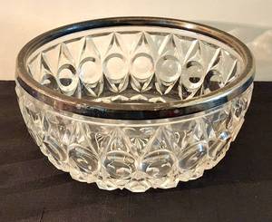 lot 44 image: Silver-Metal Accented Crystal Pair