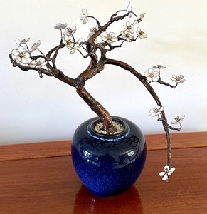 lot 39 image: Beautiful Enamel Handcrafted Bonsai Tree