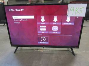 lot 985 image: TCL - 32 Class 3-Series HD 720p LED Smart Roku TV Model32S355