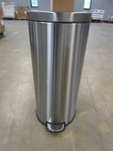 lot 911 image: StyleWell 8 Gal. Stainless Steel Round Step-On Trash Can (OPEN BOX)