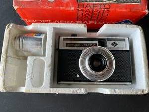 lot 28 image: Vintage AGFA Cameras