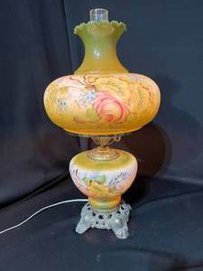 lot 89 image: Large Green Vintage Hurricane Lamp