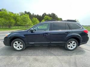 2013 Subaru Outback 3.6R Limited - AWD