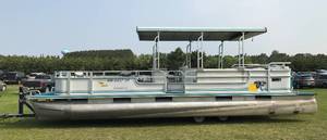 lot 4 image: 1996 Palm Beach Pontoon wTrailer