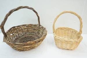 lot 34 image: baskets