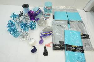 lot 44 image: party supplies