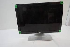 lot 50 image: HP monitor