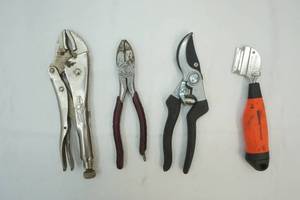 lot 62 image: Tools