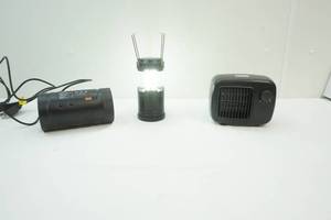 lot 72 image: Heater and Lantern