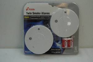lot 178 image: Kidde Smoke Alarms