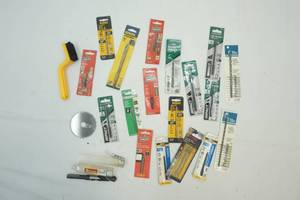lot 186 image: Drill Bits and Jigsaw Blades