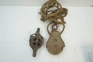 lot 201 image: Vintage Pulley