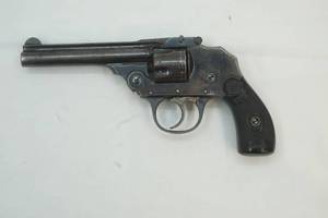 lot 7 image: Iver Johnson Arms and Cycle Works .32 Caliber 5 Shot Revolver