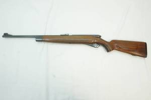 lot 11 image: 22 Long Rifle