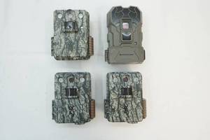 lot 248 image: Trail Cameras