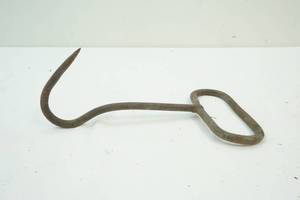 lot 286 image: Vintage Bale Hook