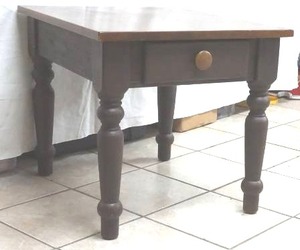lot 301 image: end table