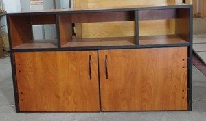lot 307 image: cabinet with doors