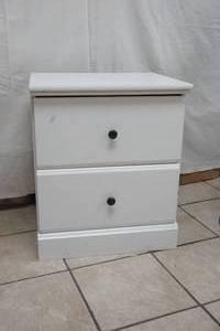 lot 311 image: white cabinet