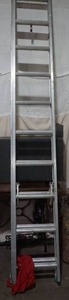 lot 314 image: Werner extension ladder