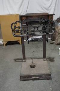lot 318 image: antique scale
