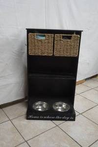 lot 322 image: Puppy Center