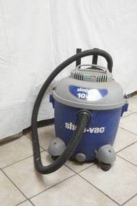 lot 328 image: Shop Vac wetdry vac